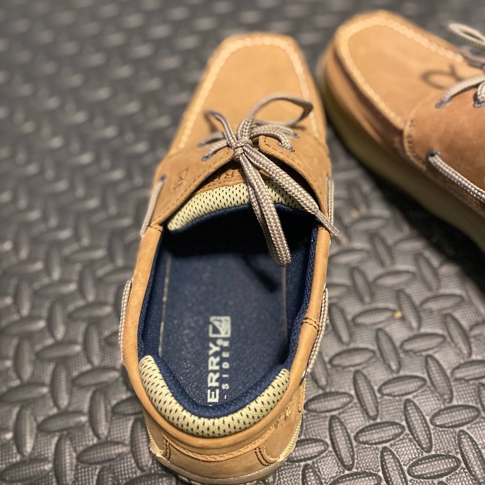 Sperry Top Siders Size 7 Worn once - Picture 6 of 6